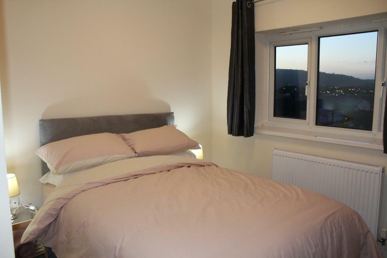 Van Apartments Caerphilly Exterior photo
